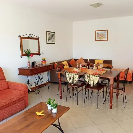 Cozy In Santa Eulalia Beach Apartamento *